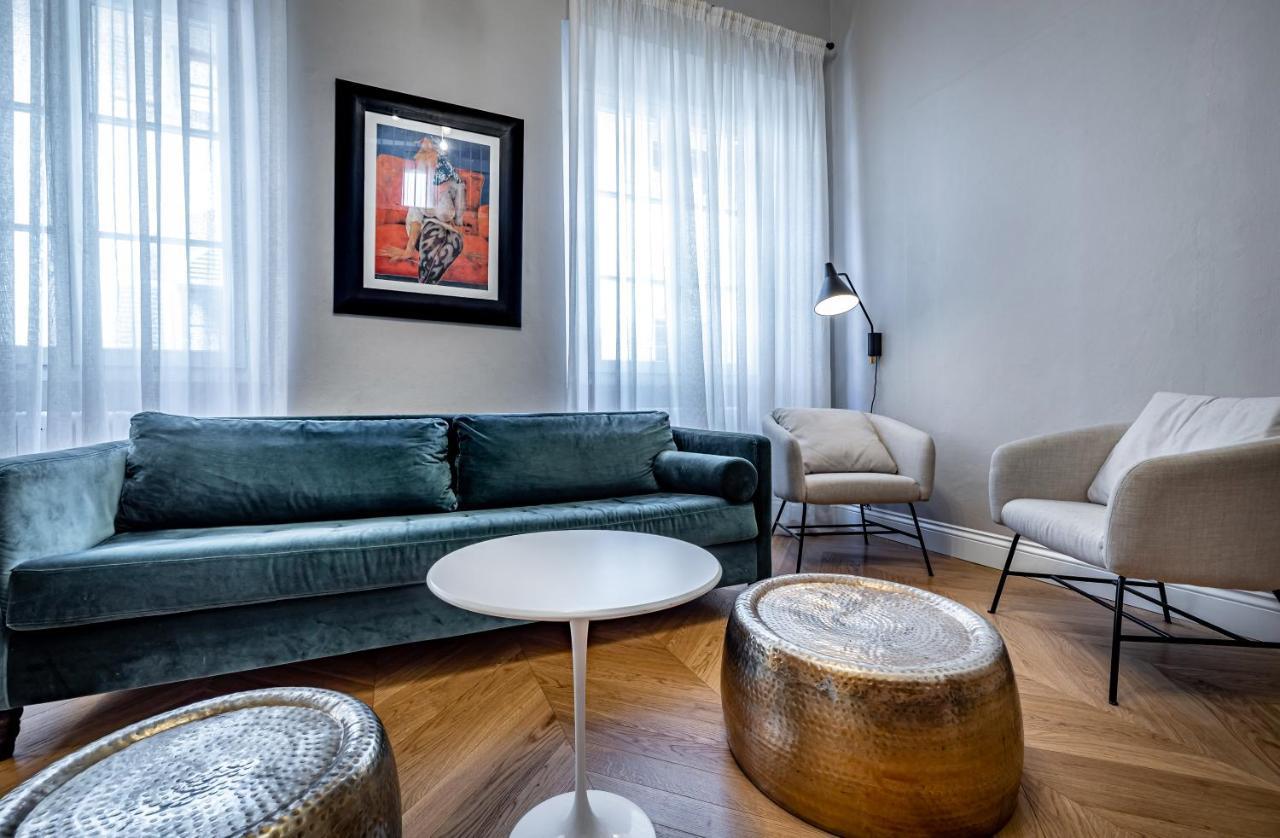 Hs4U Ricasoli Luxury Apartment Near Duomo N. 3 Florence Buitenkant foto