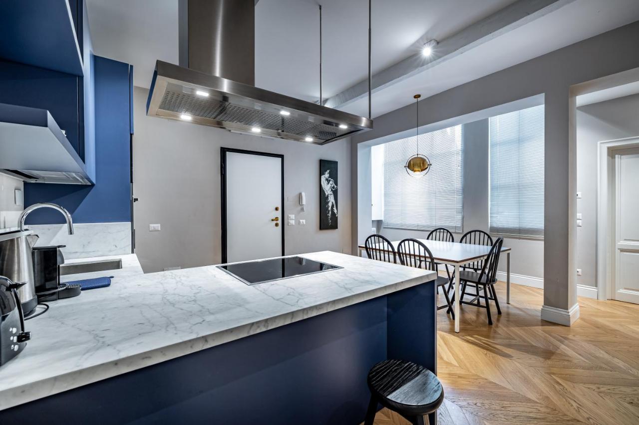 Hs4U Ricasoli Luxury Apartment Near Duomo N. 3 Florence Buitenkant foto