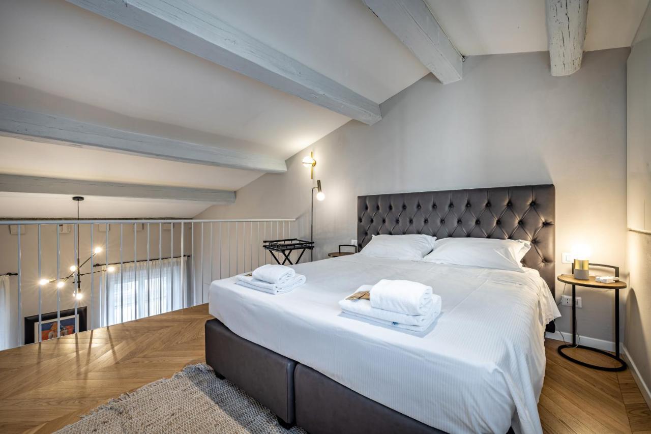 Hs4U Ricasoli Luxury Apartment Near Duomo N. 3 Florence Buitenkant foto