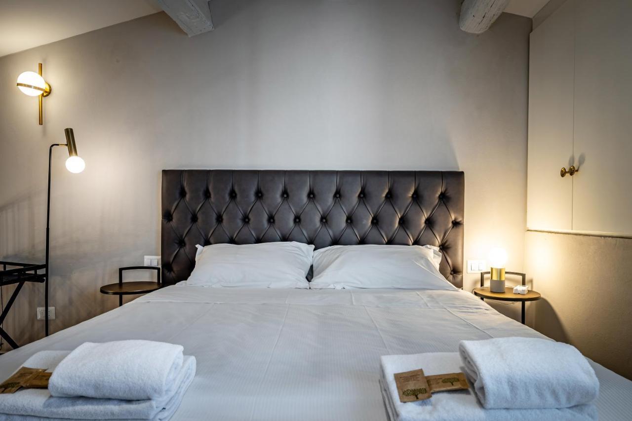 Hs4U Ricasoli Luxury Apartment Near Duomo N. 3 Florence Buitenkant foto