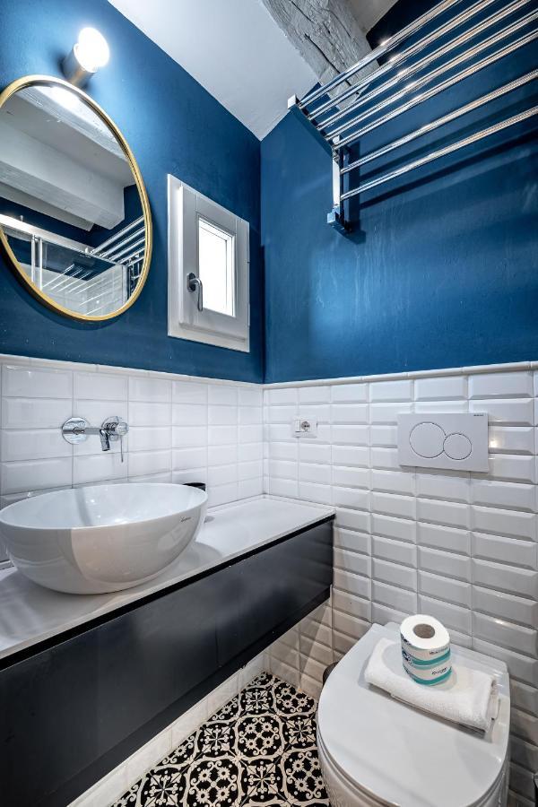 Hs4U Ricasoli Luxury Apartment Near Duomo N. 3 Florence Buitenkant foto