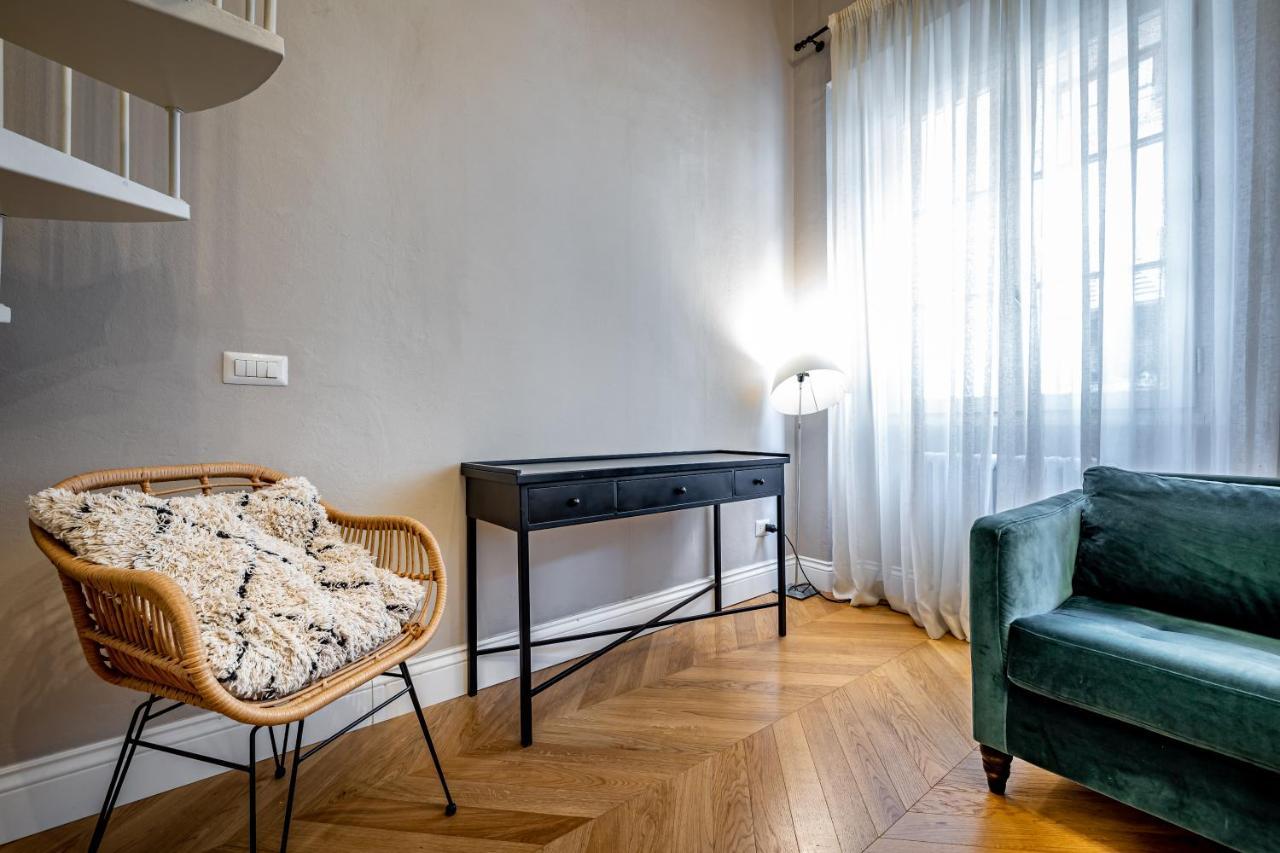 Hs4U Ricasoli Luxury Apartment Near Duomo N. 3 Florence Buitenkant foto